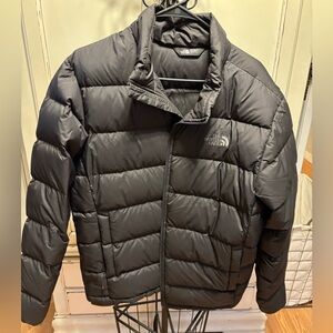 Men’s North Face puffer coat